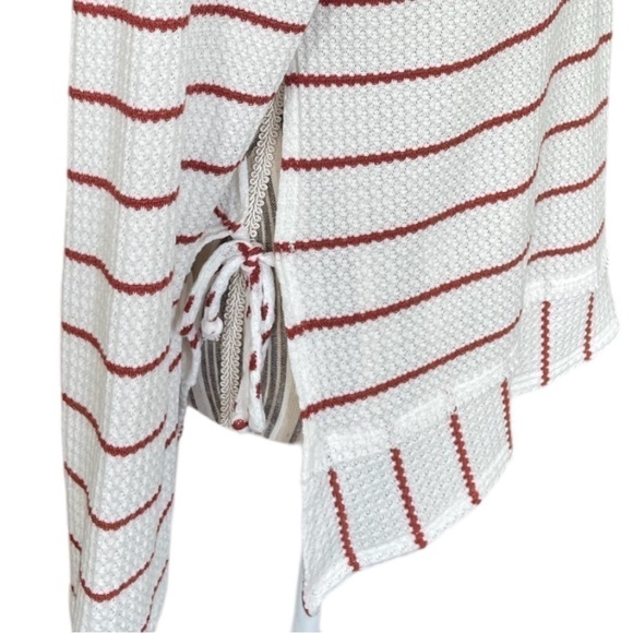 PAPER Crane waffle weave top, size L, lightweight, side slits with bow ties - Picture 4 of 6